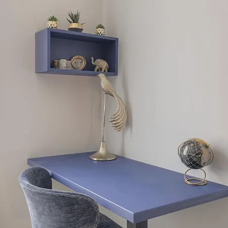 Fonctionnel Et Bien Situe, Coeur 6eme Apartment